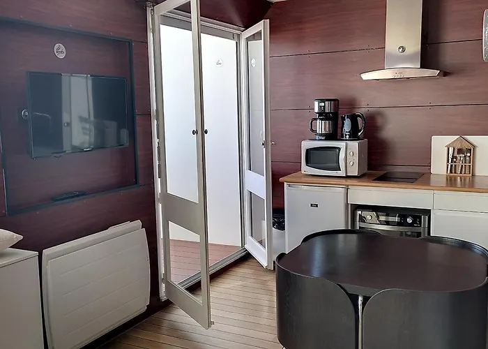 Face Acces Plage, Balcon, Parking - Fr-1-652-14 Apartment *